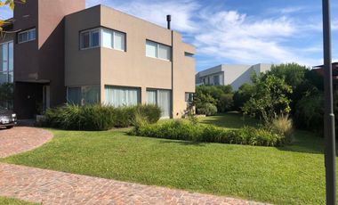 VENTA CASA BARRIO PRIVADO NUEVO QUILMES, DON BOSCO