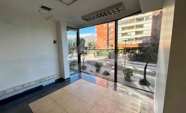 Local Comercial en Venta en Americo Vespucio y Del Inca