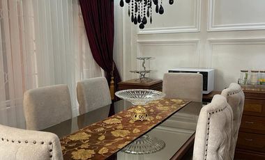 Dijual Vila 2 lantai Full Furnish di Villa Istana Bunga, Lembang