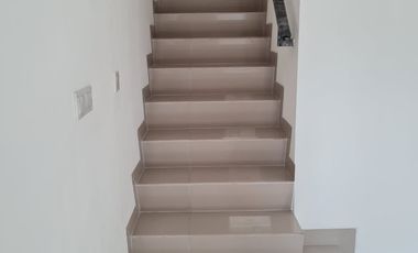 Disewa murah Rumah PIK MIle 6x10 2+1BR semi furnish min 2thn