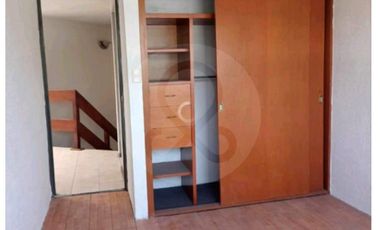 Casa en renta en San José Mayorazgo