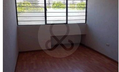 Casa en renta en San José Mayorazgo