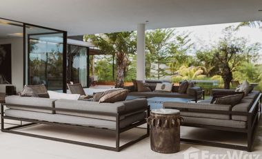 5 Bedroom Villa for rent in Kerobokan, Bali