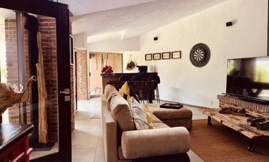 CASA CON SEGURIDAD EN LA HERRADURA VENTA