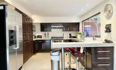 CASA CON SEGURIDAD EN LA HERRADURA VENTA