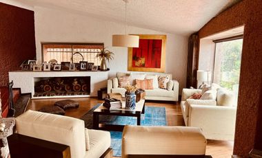 CASA CON SEGURIDAD EN LA HERRADURA VENTA