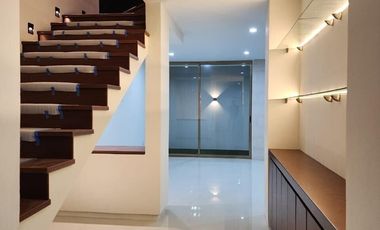 Casa en venta en Fracc. Paseo de la Reina- Diseño interior 100% exclusivo