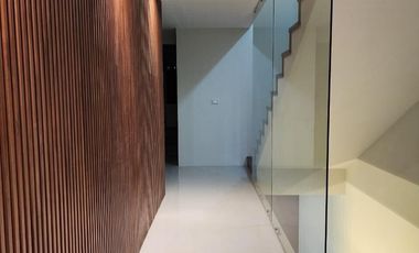 Casa en venta en Fracc. Paseo de la Reina- Diseño interior 100% exclusivo