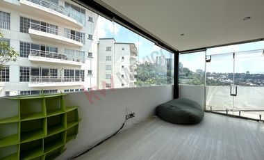 Tu Oasis Privado en la Ciudad: Penthouse de 357 m² en Lomas del Río.
