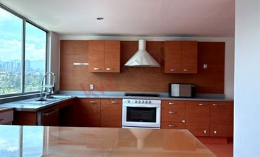 Tu Oasis Privado en la Ciudad: Penthouse de 357 m² en Lomas del Río.