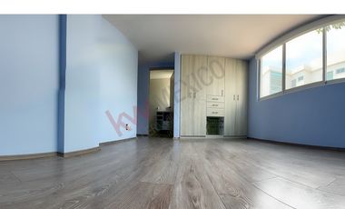 Tu Oasis Privado en la Ciudad: Penthouse de 357 m² en Lomas del Río.