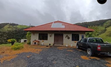 Quinta Hacienda de venta en Tarqui - Chilcatotora – código:21892