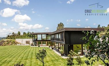 Casa en Venta en Orilla de Lago, Molino Viejo