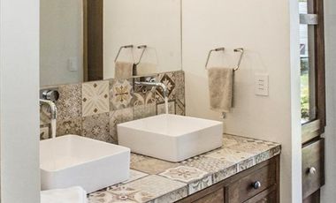 Casa en Venta en Orilla de Lago, Molino Viejo