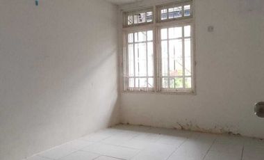 Dijual Cepat Rumah Bahan Taman Kota Kembangan Utara Jakarta Barat
