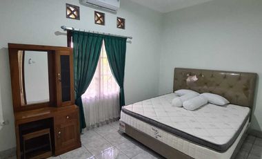 RUMAH 2 LANTAI BUAT HOMESTAY STRATEGIS MURAH DEKAT JL BUGISAN YOGYA
