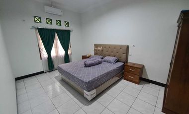 RUMAH 2 LANTAI BUAT HOMESTAY STRATEGIS MURAH DEKAT JL BUGISAN YOGYA