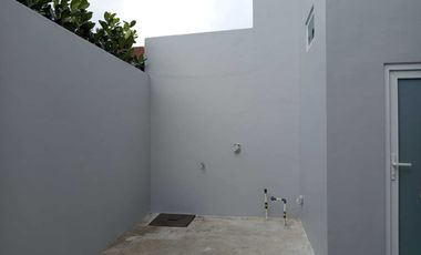 DIJUAL RUMAH MEWAH I-TOWN JALAN RESIDEN ABDUL ROZAK PALEMBANG