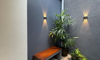 Rumah Baru 2 lantai, dekat kampus UII, Stadion Maguwoharjo dan RS