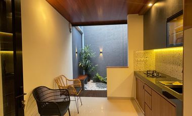 Rumah Baru 2 lantai, dekat kampus UII, Stadion Maguwoharjo dan RS