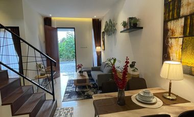 Rumah Baru 2 lantai, dekat kampus UII, Stadion Maguwoharjo dan RS