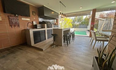 Casa en Venta en Quilin con los presidentes