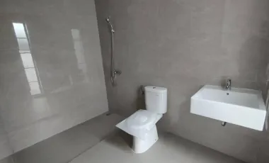 Rumah Modern di Citra Garden Bintaro Tangerang