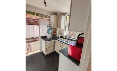 SE ARRIENDA HERMOSA CASA FAMILIAR CON PISCINA