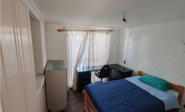 SE ARRIENDA HERMOSA CASA FAMILIAR CON PISCINA