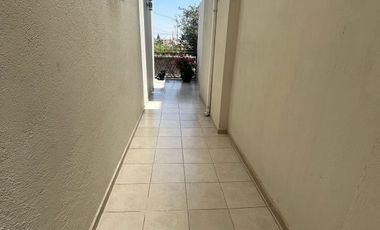Departamento de lujo en renta planta baja Metepec, 10 minutos Tec Milenio 5 min UVM