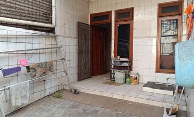 Dijual Cepat Rumah Murah 1,5 Lantai Tambora Minimalis & Perawatan Mudah