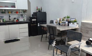 Rumah solo gentan purbayan 2 lantai dekat jalan mangesti raya