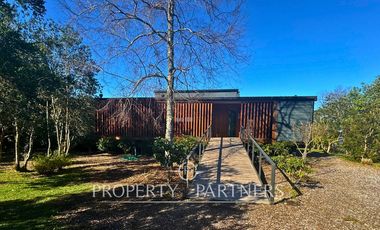 Exclusiva casa orilla de lago en el mejor sector de Panguipulli