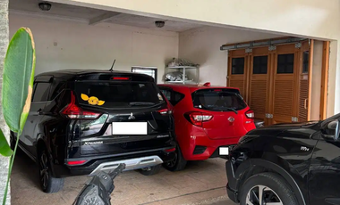 DIJUAL CEPAT (BU) RUMAH COCOK UNTUK USAHA DAN TEMPAT TINGGAL