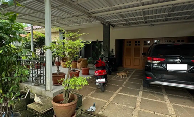 DIJUAL CEPAT (BU) RUMAH COCOK UNTUK USAHA DAN TEMPAT TINGGAL