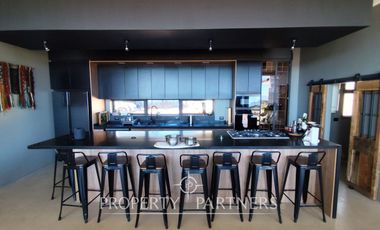 Casa de lujo en condominio Las Mostazas