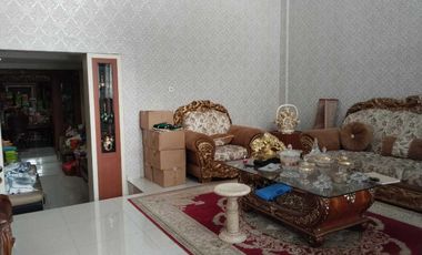 Dijual rumah modern minimalis 2 lantai, lokasi strategis, full furnish