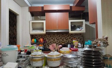 Dijual rumah modern minimalis 2 lantai, lokasi strategis, full furnish