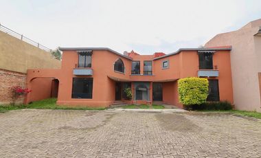 DOS CASAS EN VENTA ZONA VISTA BELLA