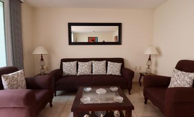 CASA EN VENTA EN MORELIA, FRACC. JARDINES DE VISTA BELLA.