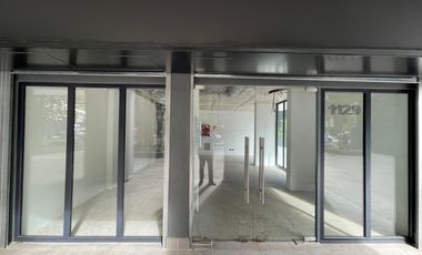 ARRIENDO Local Comercial  de 47,23 m2, Ricardo Lyon, Providencia