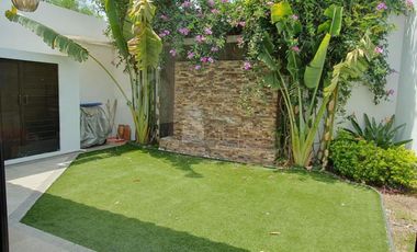 Casa en renta amueblada en circuito privado Amberes Residencial modelo Grande