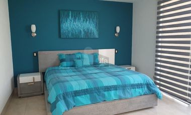 Casa en renta amueblada en circuito privado Amberes Residencial modelo Grande