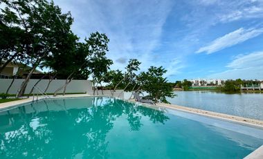 Residencia de Lujo en Venta - Lagos del Sol - Vista al Lago