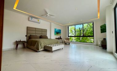 Residencia de Lujo en Venta - Lagos del Sol - Vista al Lago