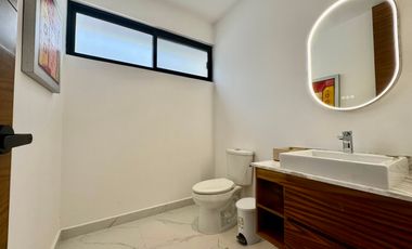 Residencia de Lujo en Venta - Lagos del Sol - Vista al Lago