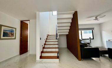 Residencia de Lujo en Venta - Lagos del Sol - Vista al Lago