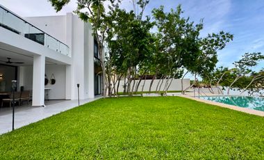 Residencia de Lujo en Venta - Lagos del Sol - Vista al Lago
