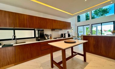 Residencia de Lujo en Venta - Lagos del Sol - Vista al Lago