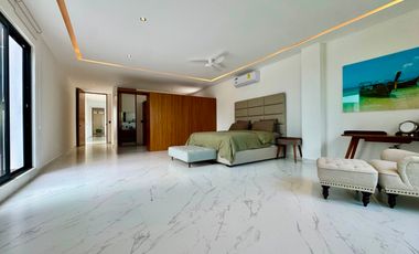 Residencia de Lujo en Venta - Lagos del Sol - Vista al Lago